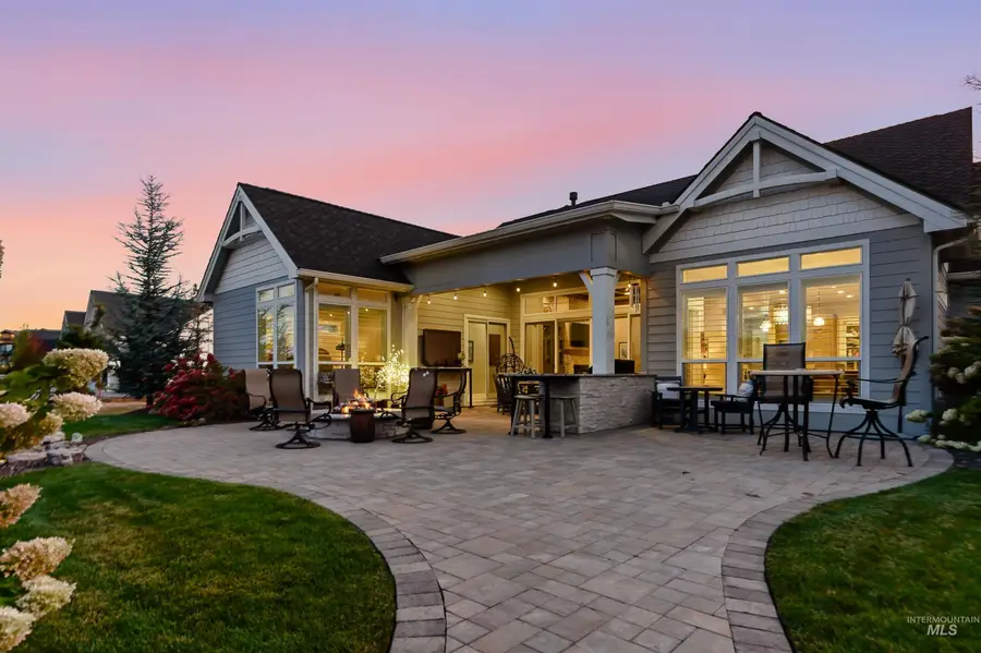 1030 N Morehouse Ave, Eagle, ID 83616 - #3