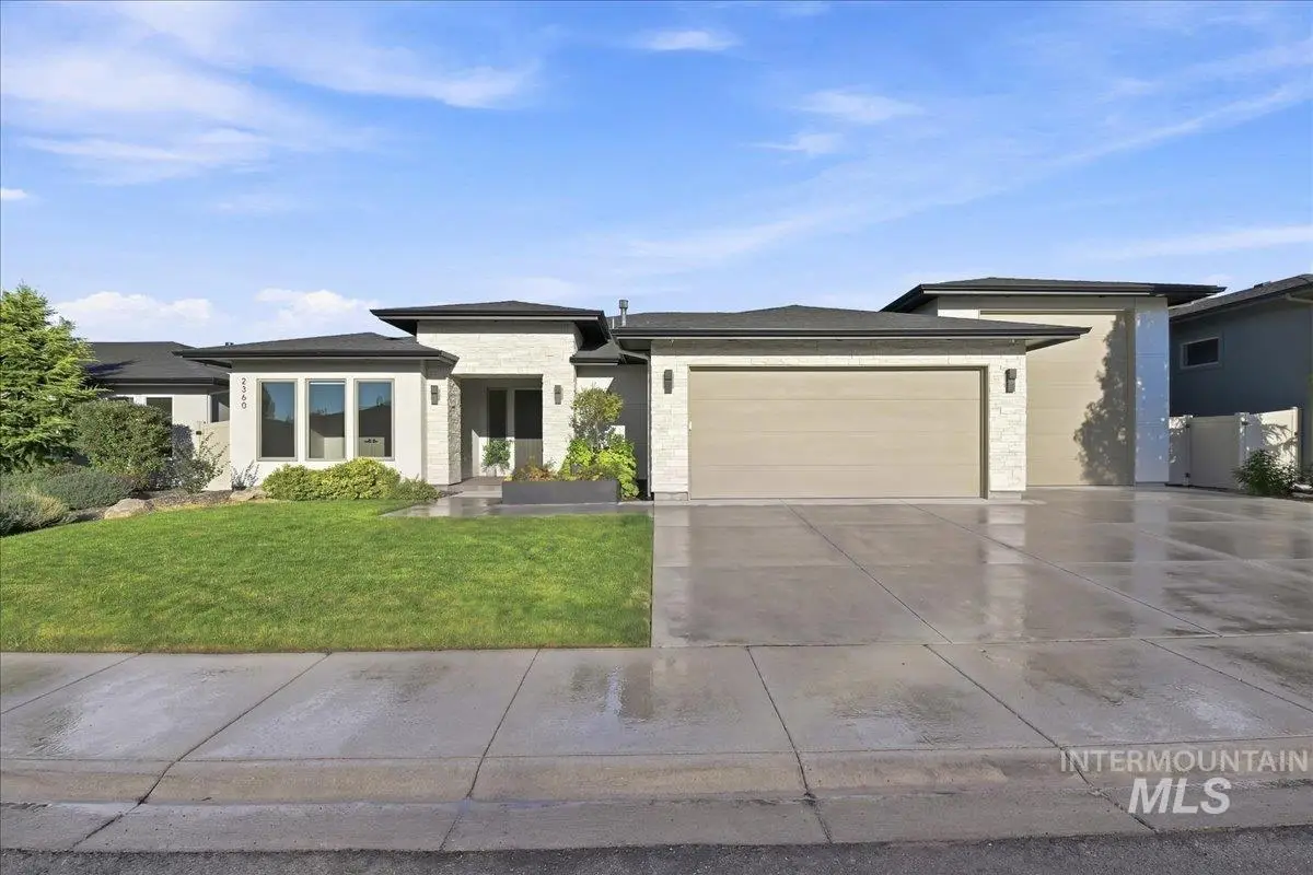 2360 S Globus Ave, Meridian, ID 83642 - #1