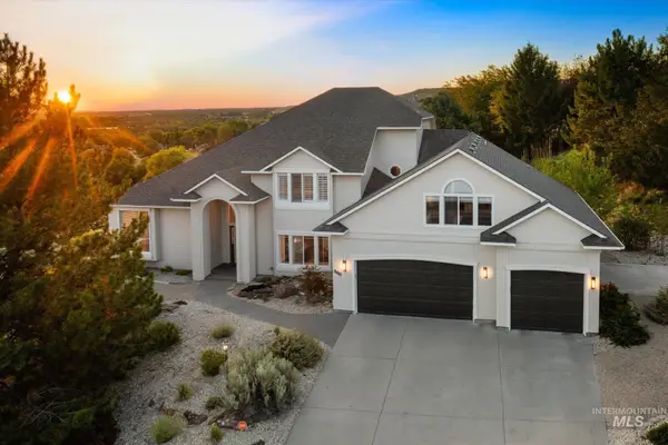 6491 N Hillsboro Pl, Boise, ID 83703