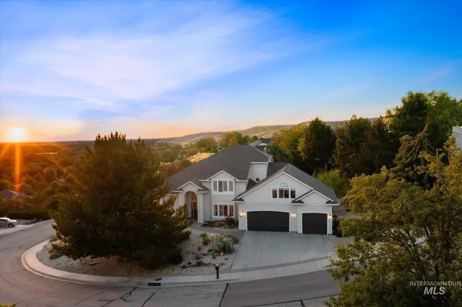 6491 N Hillsboro Pl, Boise, ID 83703 - #2