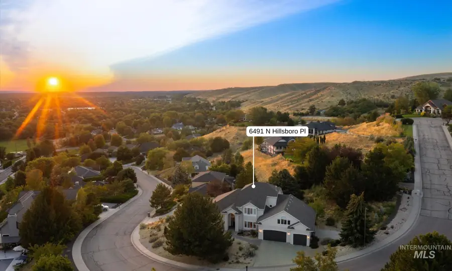 6491 N Hillsboro Pl, Boise, ID 83703 - #3