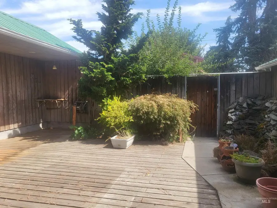 3045 Hatwai Rd, Lewiston, ID 83501 - #3
