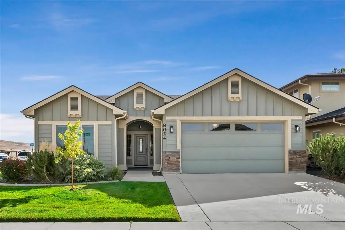 8024 S Red Cliff Ave, Boise, ID 83716 - #1