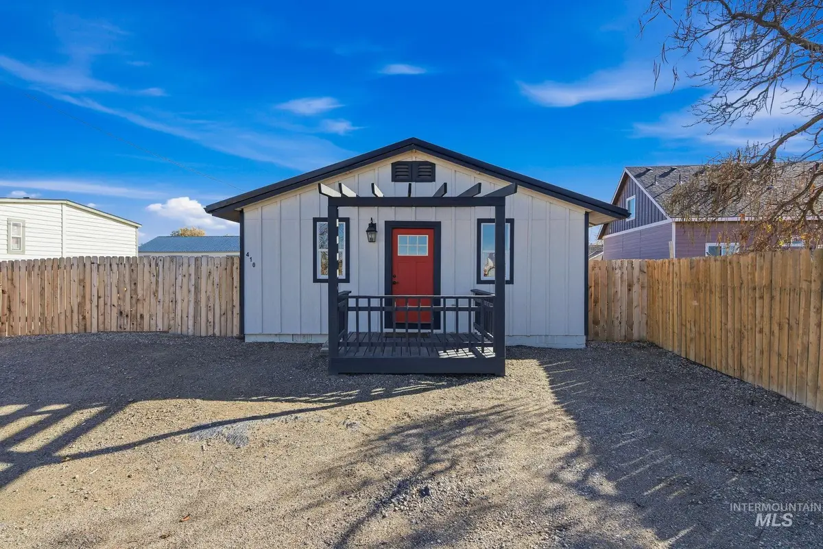 410 S Roswell Blvd, Parma, ID 83660 - #1