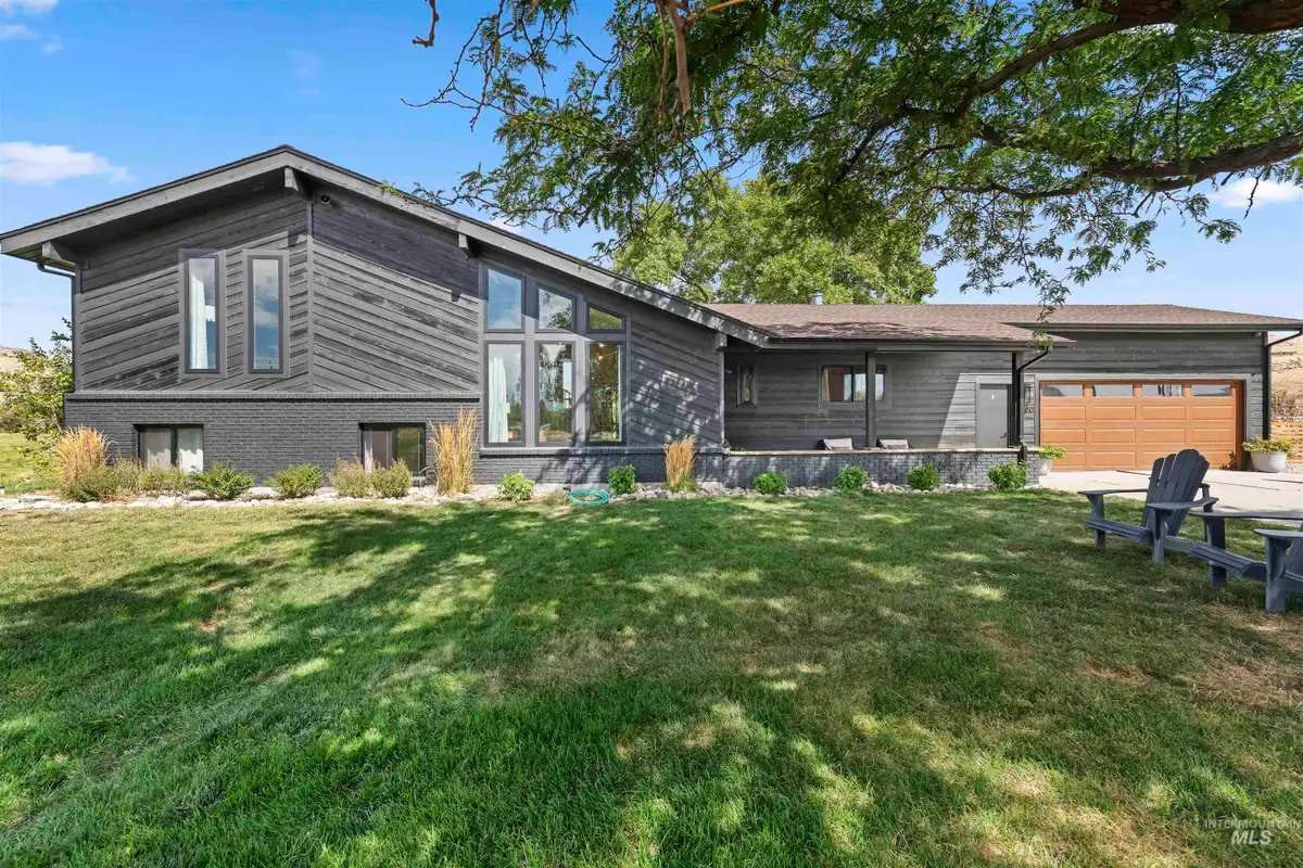 2700 N Plaza Rd, Emmett, ID 83617 - #1