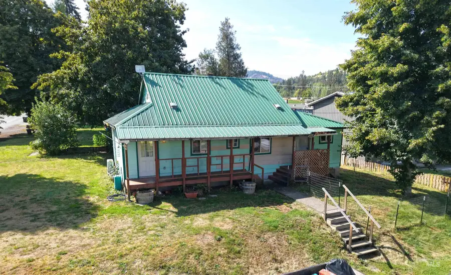 202 Hill St, Kamiah, ID 83856 - #3
