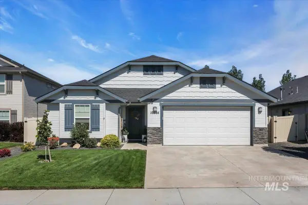 10384 Blackpool Ridge St, Nampa, ID 83687