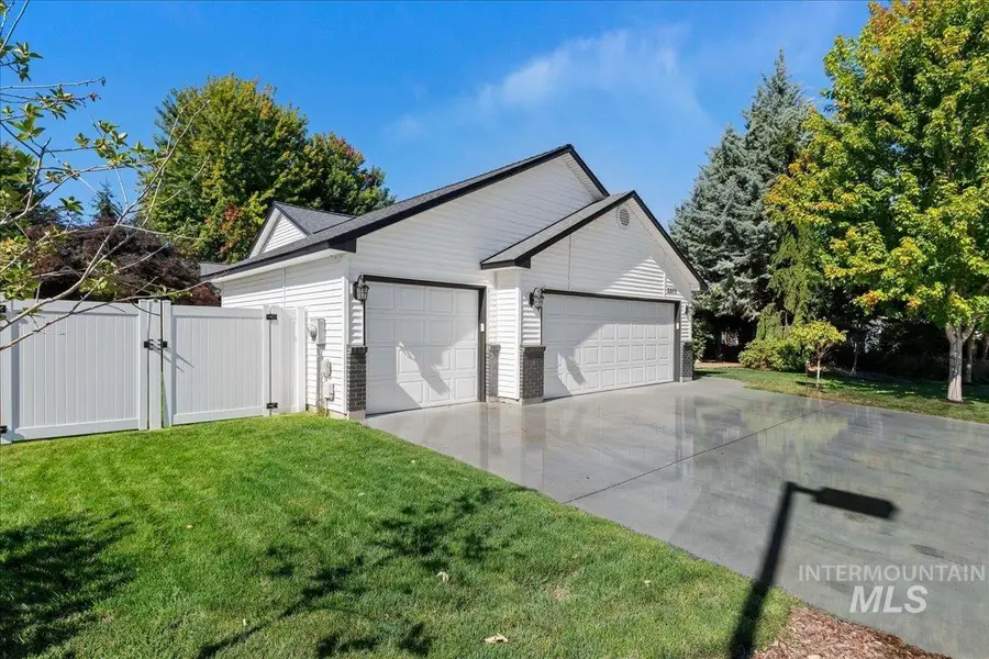 2273 S Weimaraner Way, Meridian, ID 83642 - #2