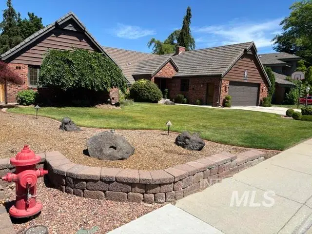 3760 N Gramarcy, Garden City, ID 83703 - #1