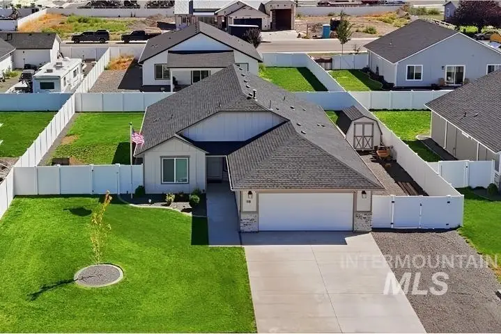918 Sierra St, Vale, OR 97918 - #1