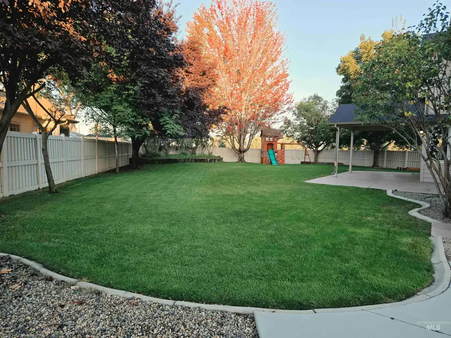 296 Sycamore St, Fruitland, ID 83619 - #2