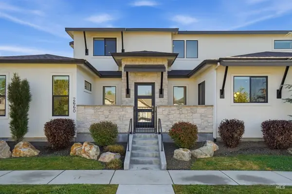 2660 N Penny Lake, Star, ID 83669