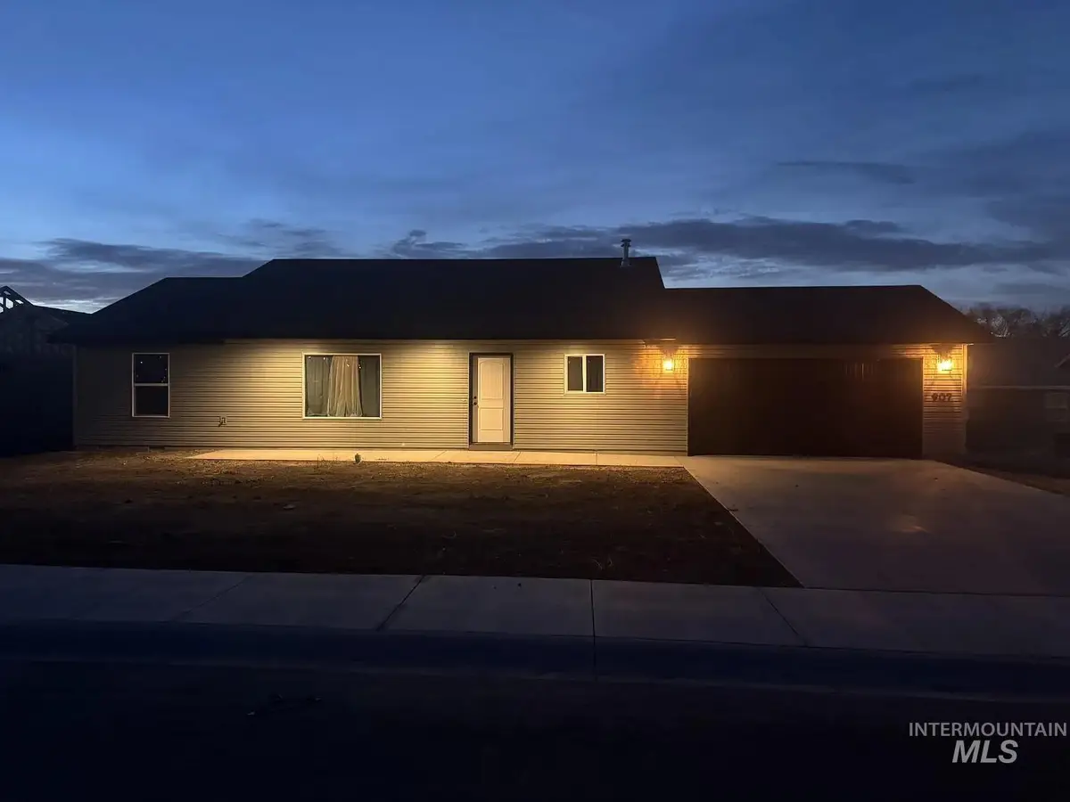 907 Date, Jerome, ID 83338 - #1