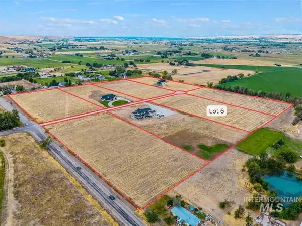 6540 Sophie Lane, Emmett, ID 83617