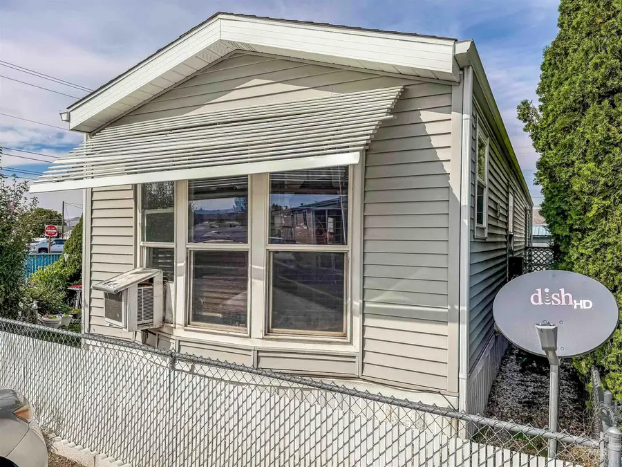 2515 Appleside Blvd #6, Clarkston, WA 99403 - #2