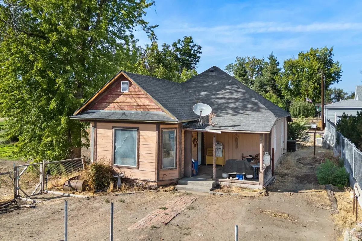 131 W Spring Street, Hagerman, ID 83332 - #1