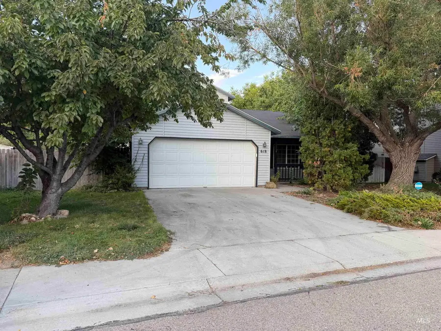 618 E Trail Creek Dr, Nampa, ID 83686 - #2