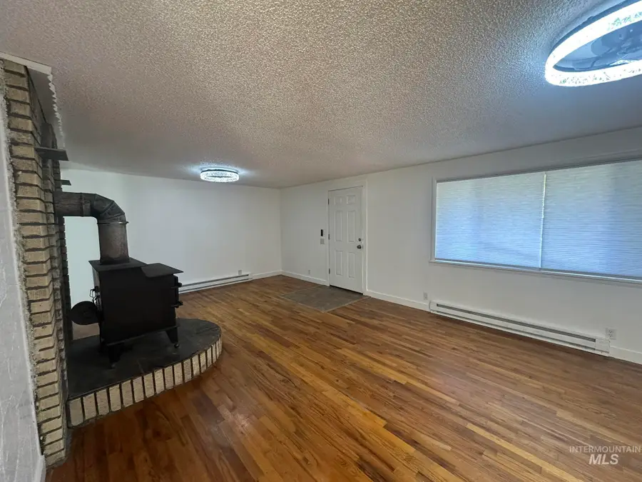 385 Anchor, Ontario, OR 97914 - #3