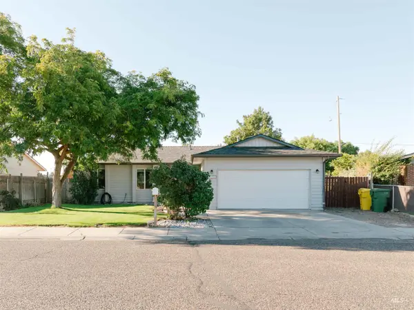 2556 SW 2nd Avenue, Ontario, OR 97914
