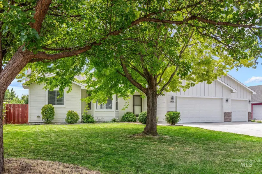 4925 W Tournament Dr, Meridian, ID 83646 - #3