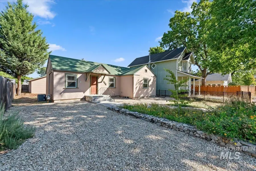 6210 W Primrose St, Boise, ID 83704 - #3