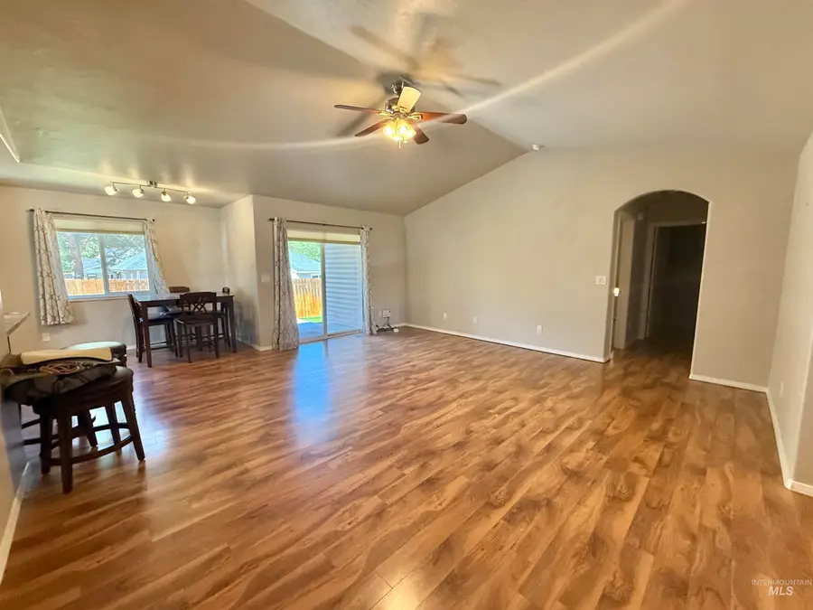 701 N Fillmore St, Jerome, ID 83338 - #3
