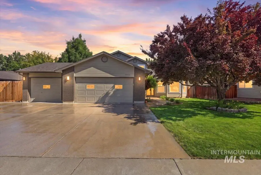 10032 W Pattie Dr, Boise, ID 83704 - #2