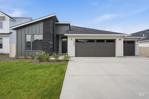 5065 S Bleachfield Ave, Meridian, ID 83642