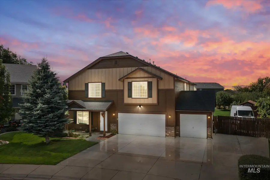2537 N Copperdale Ave, Kuna, ID 83634 - #3