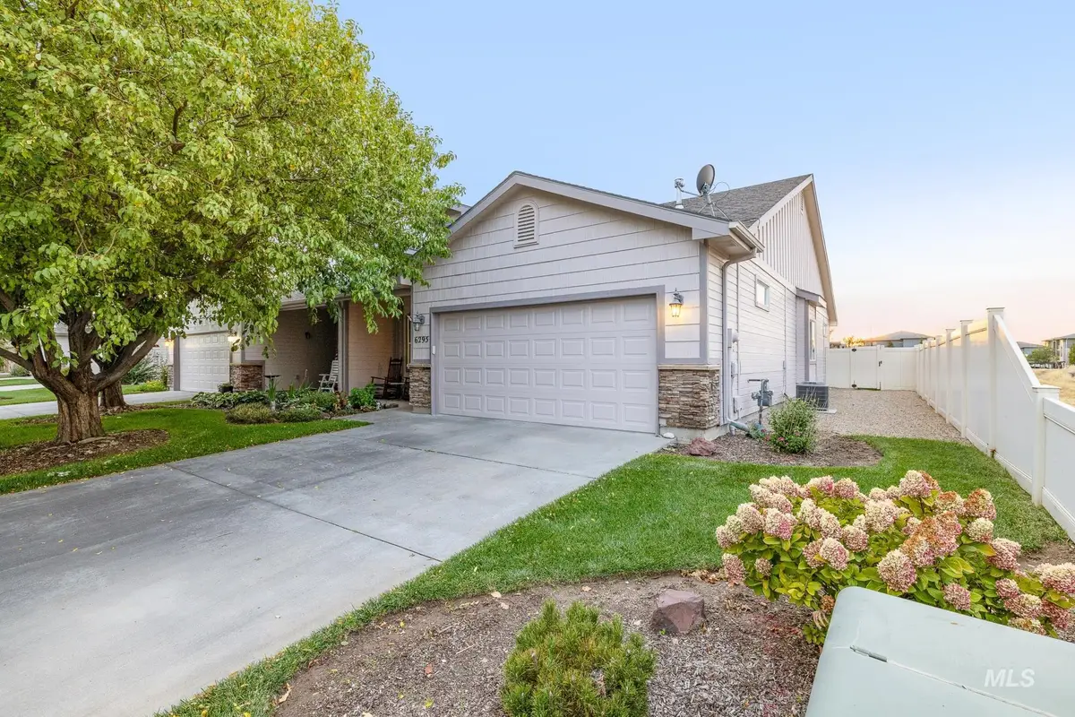 6295 S Zither Ave, Boise, ID 83709 - #1