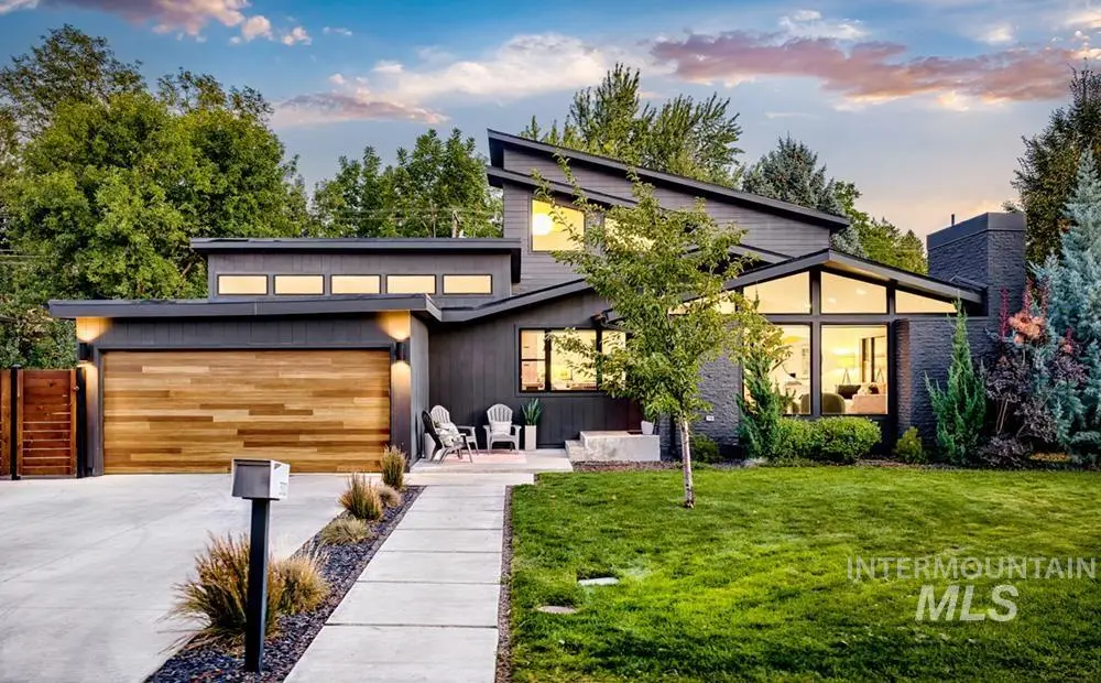 3132 N Crane Creek Rd, Boise, ID 83702 - #1