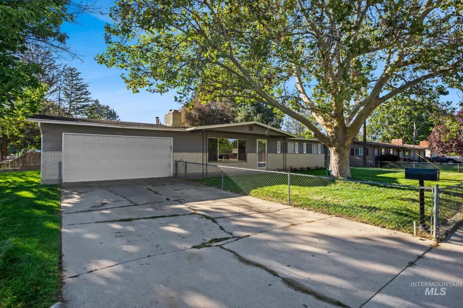 2037 S Curtis Rd, Boise, ID 83705 - #2