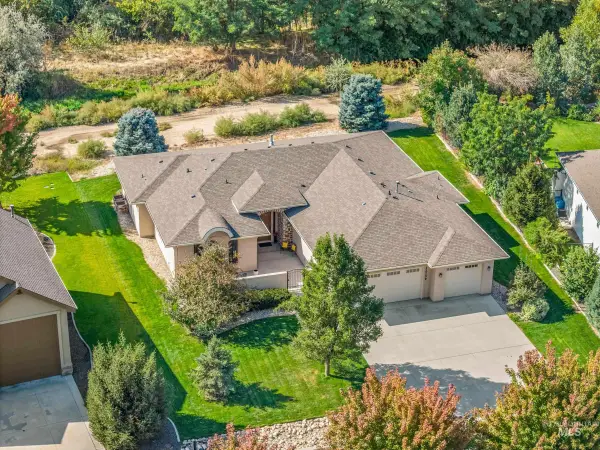 12259 W Seven Lakes Ln, Star, ID 83616