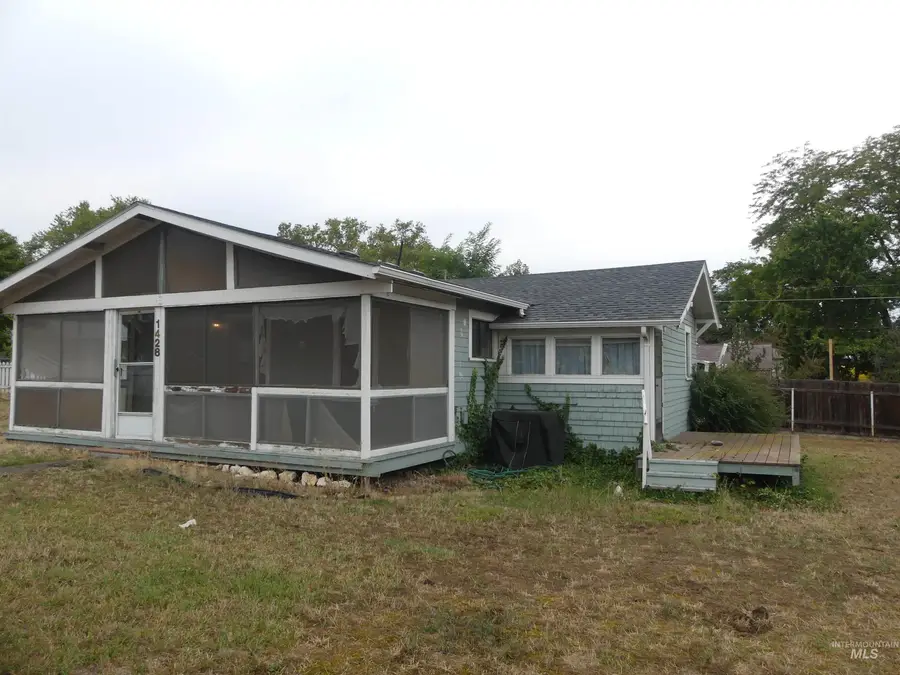 1428 18th St, Lewiston, ID 83501 - #2
