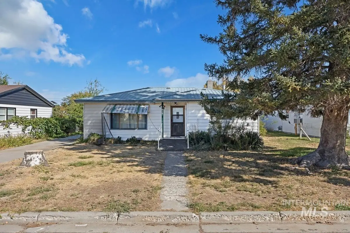 812 9th Ave East, Jerome, ID 83338 - #1