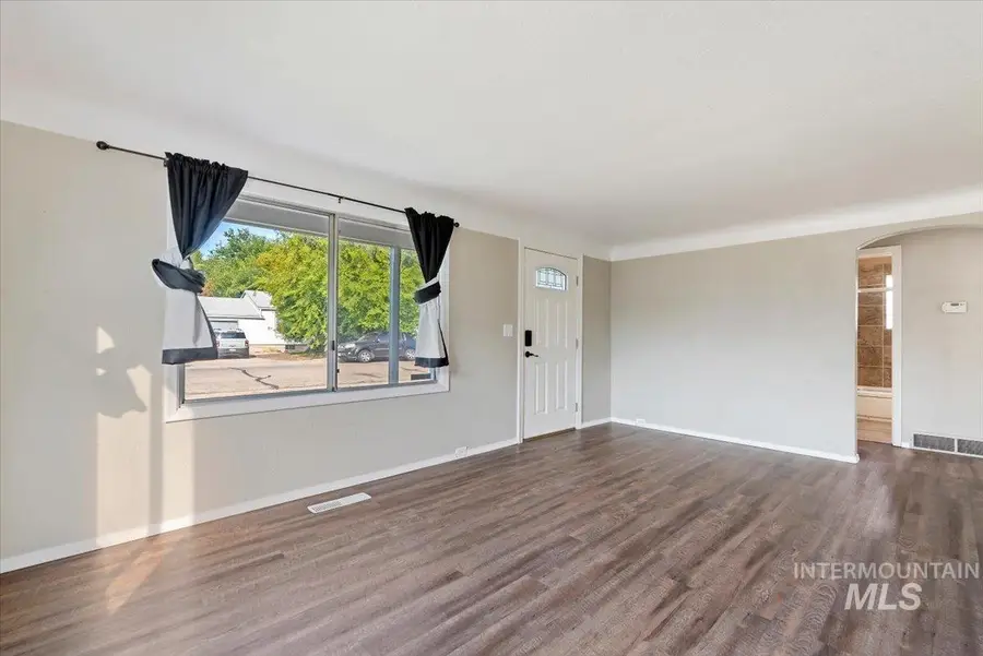 10 N Harrell St, Boise, ID 83706 - #3
