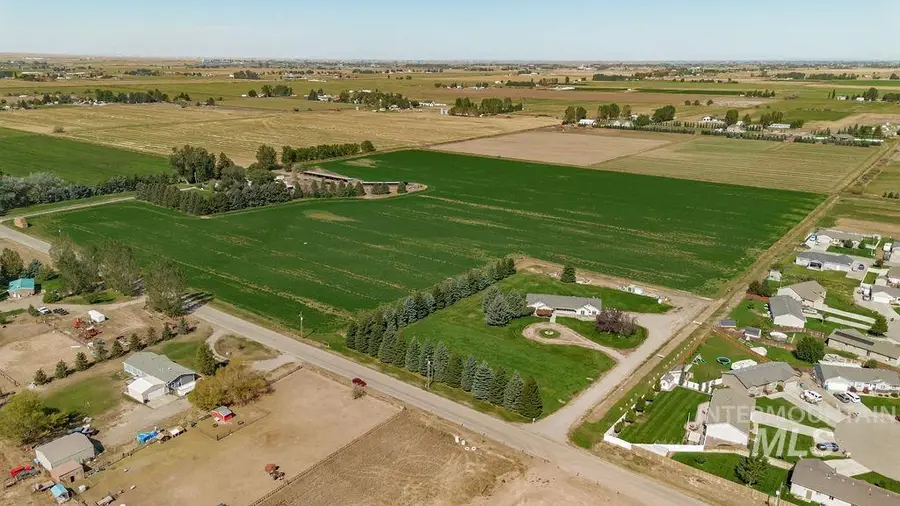 2025 E 97th N, Idaho Falls, ID 83401 - #3
