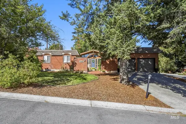 846 Nylarol Street, Moscow, ID 83843