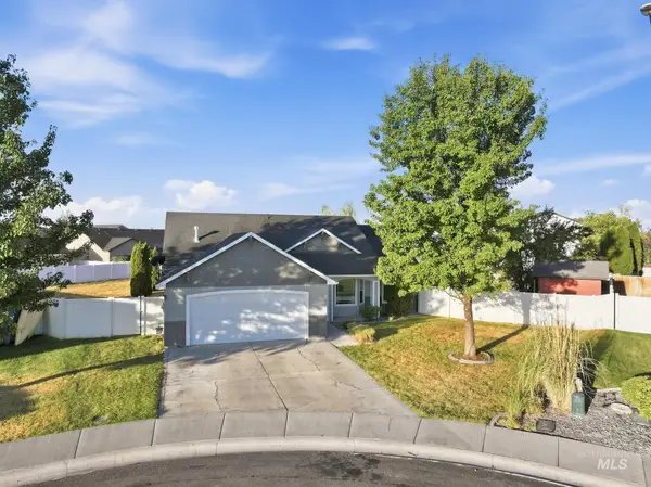 656 Braden Ct, Twin Falls, ID 83301