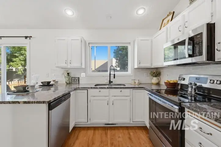 10112 W Jewell St., Boise, ID 83704 - #3