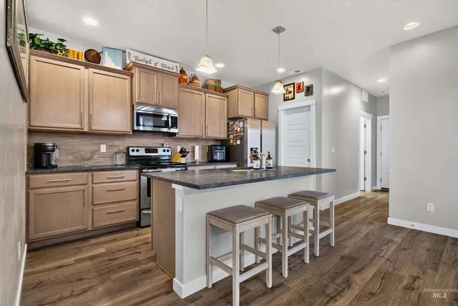 1802 W Heavy Timber Dr, Meridian, ID 83642 - #3
