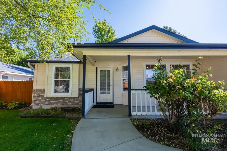 13515 W Persimmon St, Boise, ID 83713 - #2