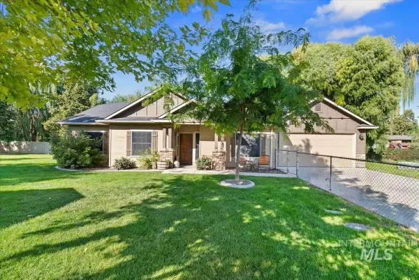 908 Walnut St, Caldwell, ID 83605