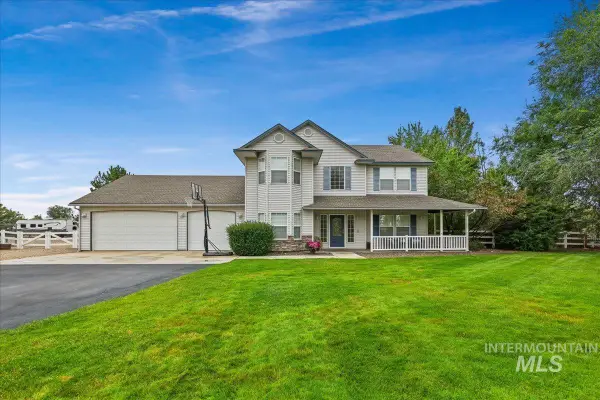 8625 Vic Lane, Middleton, ID 83644