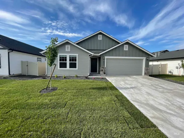 5881 N Static Line Ave, Meridian, ID 83646