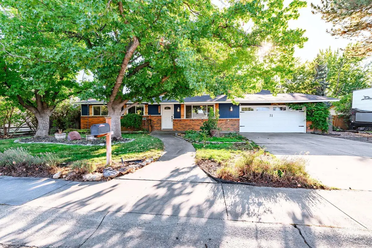 2010 N Dalton Ave, Boise, ID 83704 - #1