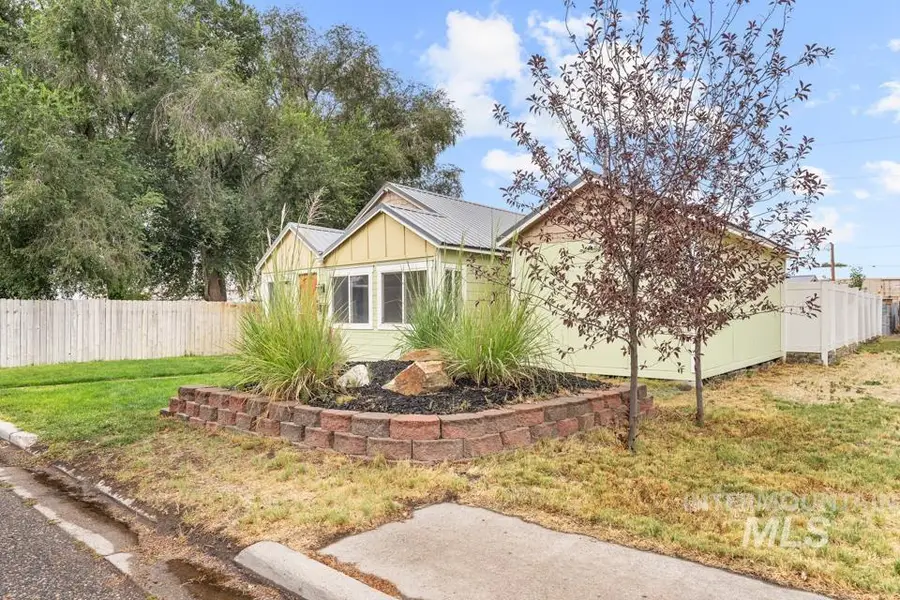 474 Harrison St. W, Vale, OR 97918 - #3