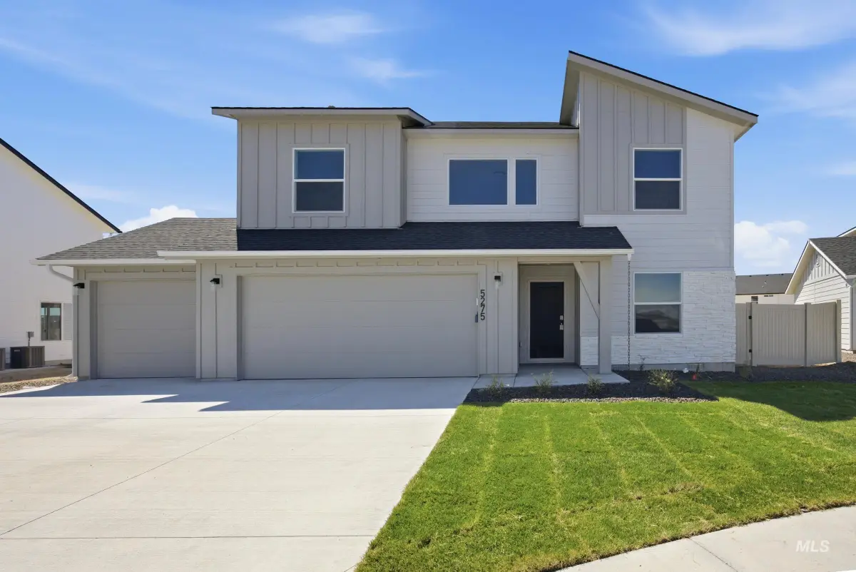 7289 W Newtown Dr, Eagle, ID 83616 - #1