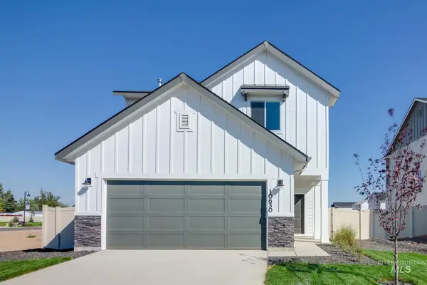7447 W Newtown Dr, Eagle, ID 83616