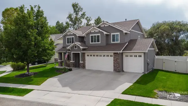 1030 N Powder River Dr, Middleton, ID 83644